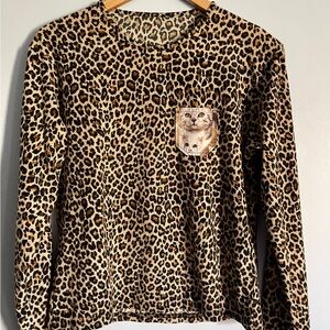 ☘️ Cheetah Long Sleeve Shirt with Kitten Pocket